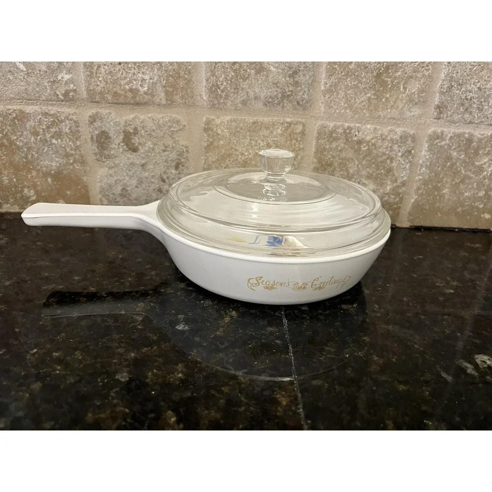 Vintage 1964 Merry Christmas Seasons Greetings Corning Ware Saucepan Skillet Lid